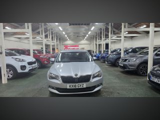 /photos/9872/93e2f3a3-6f74-453e-961d-d447460401f3_i320x240.jpg